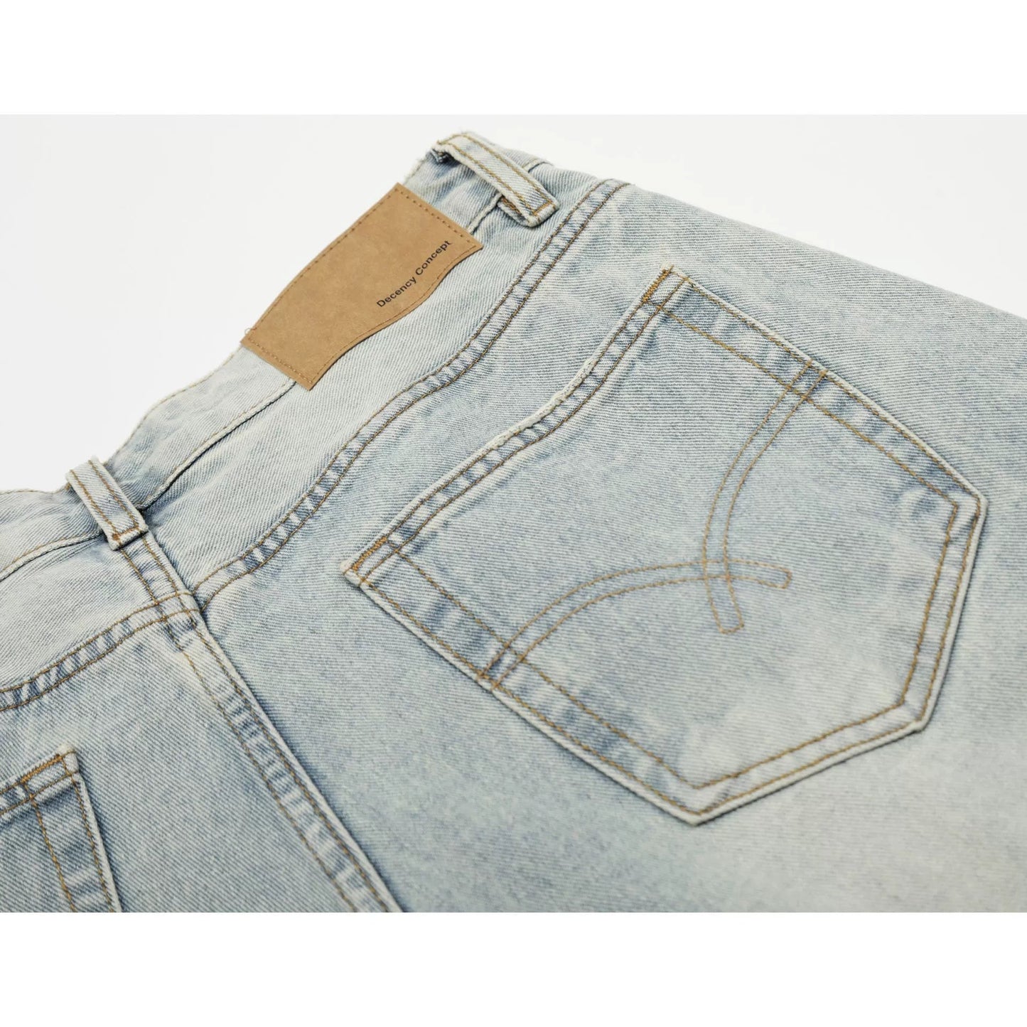 Fashion sports loose shorts