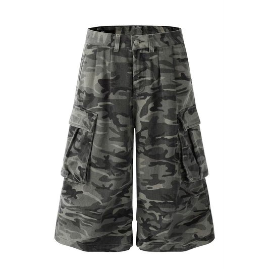 Fashion camouflage shorts