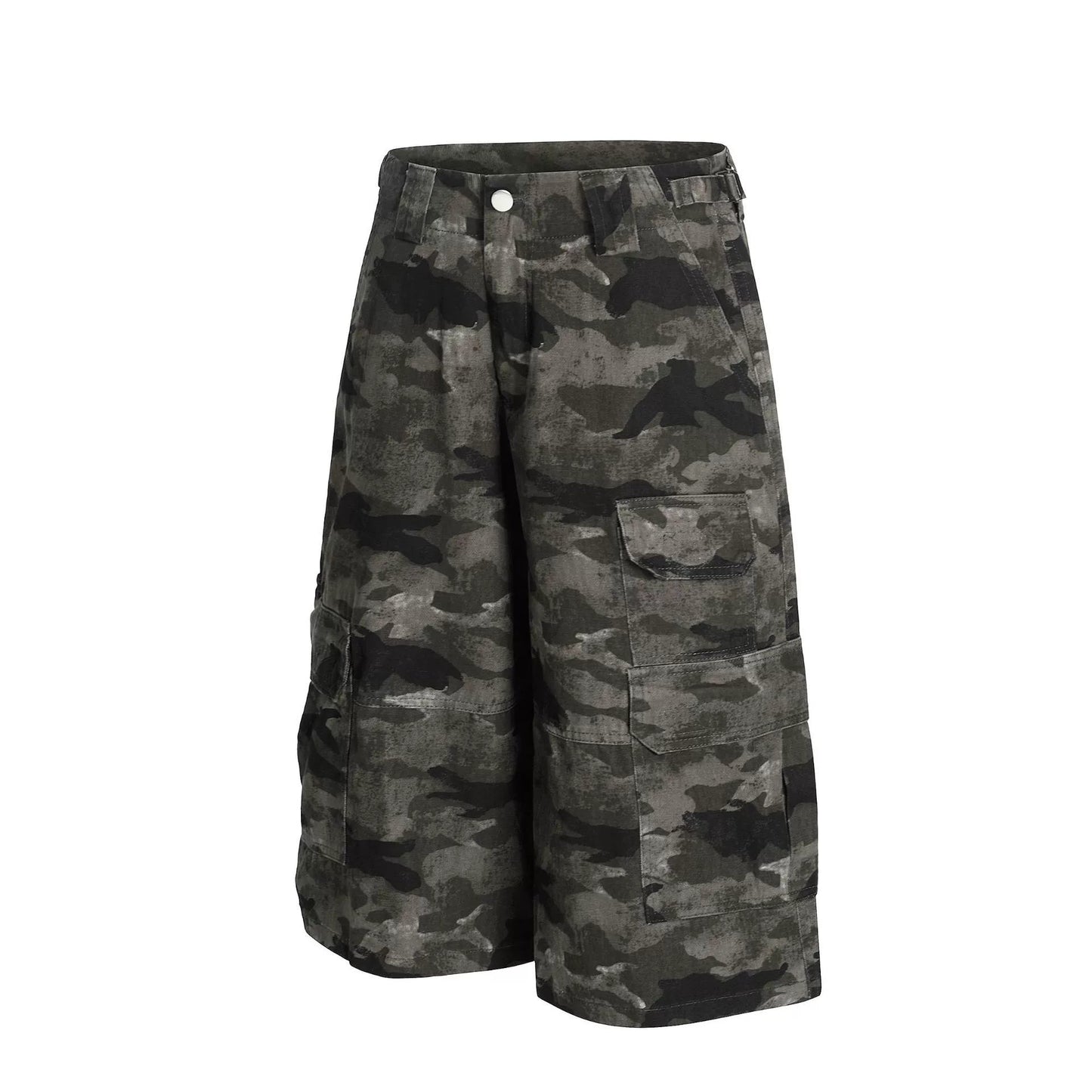 Fashion sports loose camouflage shorts